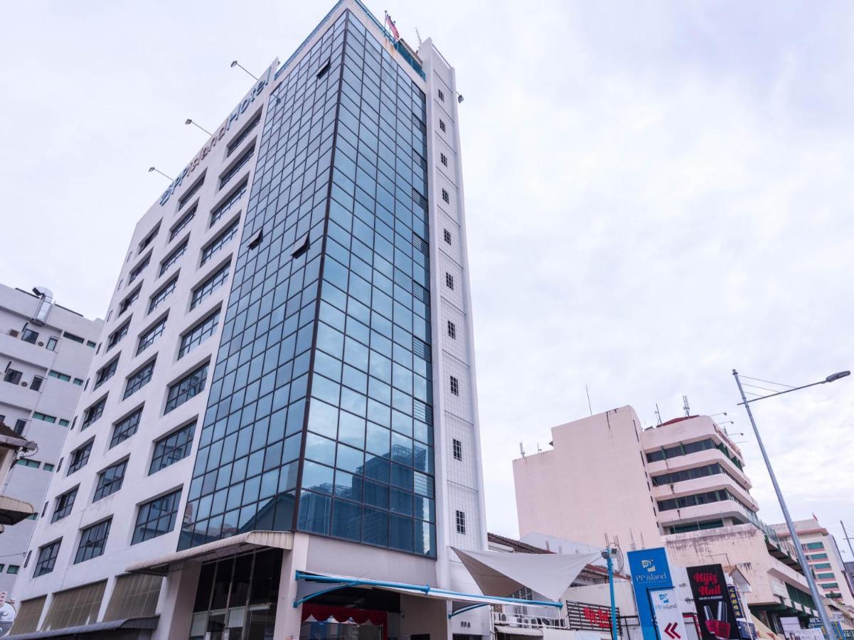 Oyo 89421 Pp Island Hotel George Town Exteriör bild